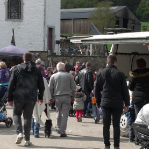 brocante de Buisson du 1er mai 2018