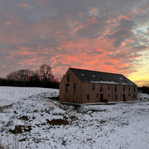 La construction bois, trop chère ? Une étude démonte ce mythe