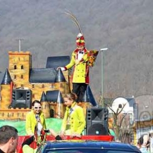 video du bal du carnaval des enfants de La Roche 2012