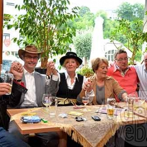 Beggars Revival - 8662 Beggars Revival - 8662