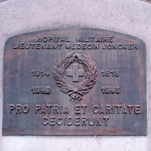 Ancien hôpital militaire   ( photo : F.Detry )