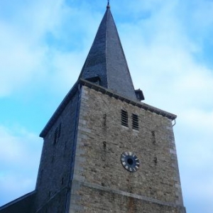 Le clocher de l'eglise de Sart - lez- Spa