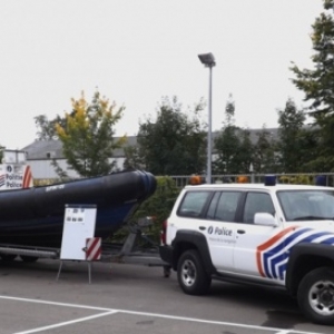 le bateau de la police des voies navigables 