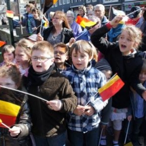 64. Eleves et habitants 64. Eleves et habitants