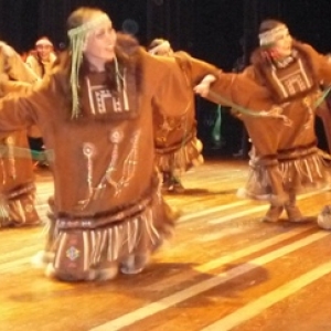 MALMEDY BALLET NATIONAL DU KAMCHATKA ( " Mengo" ) MALMEDY BALLET NATIONAL DU KAMCHATKA ( " Mengo" )