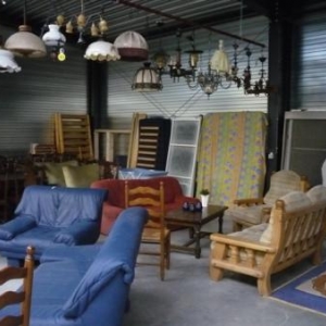 Un peu de tout a des prix plus qu'abordables ... Un peu de tout a des prix plus qu'abordables ...