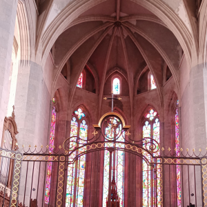 La cathédrale  de Saint - Claude ( Jura )