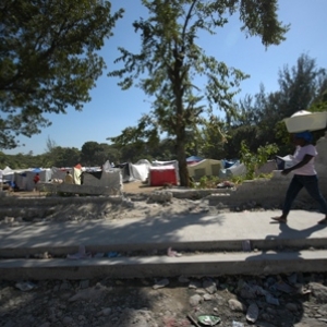 Le camp et la recherche d'eau