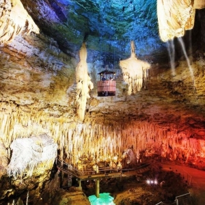 5. Gouffre de Proumeyssac, le Périgord underground