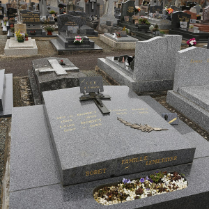 La tombe de Louison Bobet.