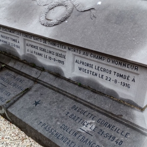Le mausolée du soldat A. Fonck au cimetière de Thimister