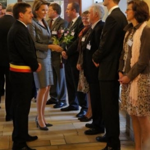 11. La Princesse est accueillie par les Autorites et membres du CPAS 11. La Princesse est accueillie par les Autorites et membres du CPAS