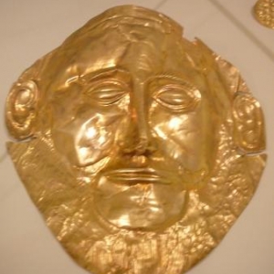 Musee de Mycenes : masque mortuaire en or