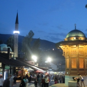 Sarajevo : la place aux Pigeons ( Sebilj )