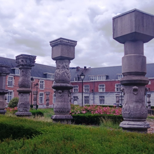 Abbaye fondée au 11° siècle  photo ( F.Detry )