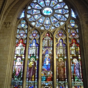 Vitraux de la Chapelle de l'Hotel - Dieu