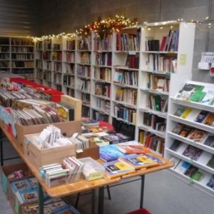 Un peu de tout a des prix plus qu'abordables ... Un peu de tout a des prix plus qu'abordables ...