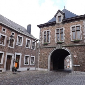 Les mariages se celebraient au-dessus de la rue 