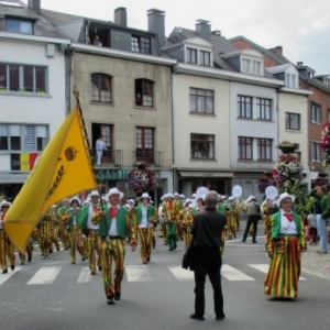 Malmedy tout en couleurs pour les 50 ans de la Mesnie dol Haguète          