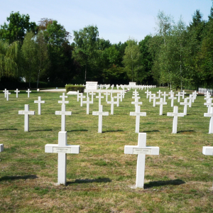 Le cimetière militaire russe de Saint-Hilaire-le-Grand   ( photo : F.Detry )