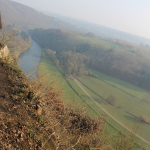 Site de La Roche aux Faucons  Magnifique point de vue que de nombreux sentiers y passaient depuis avant et après 1900. Les chemins des touristes, les sentiers