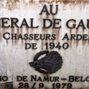 Sur la tombe du Général ( photo : F.Detry )