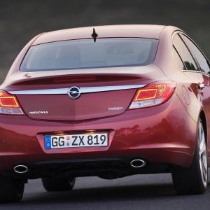 Opel Insignia. Opel Insignia.
