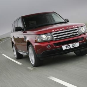 AUTO Essai: RANGE ROVER TdV8.