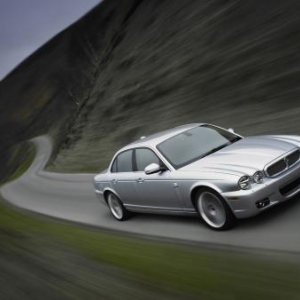 LA JAGUAR XJ 2.7 D NOUS FAIT DECOUVRIR LA GASTRONOMIE DU GRAND BRUXELLES. LA JAGUAR XJ 2.7 D NOUS FAIT DECOUVRIR LA GASTRONOMIE DU GRAND BRUXELLES.