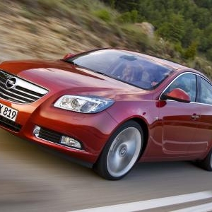 Opel Insignia. Opel Insignia.