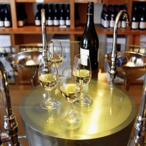 Le vin en Bourgogne: un patrimoine. Le vin en Bourgogne: un patrimoine.