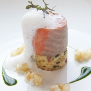 Chateau du Mont Joly, Sampans