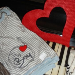 salopette en t-shirt 19.95 euros