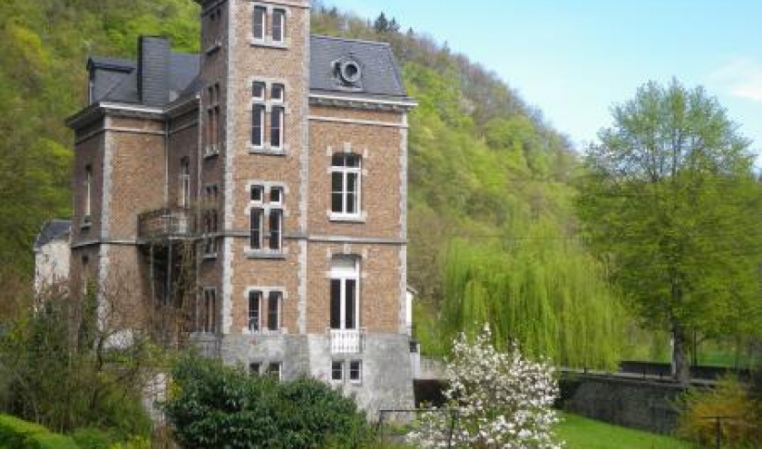 Gîte à Durbuy en Ardennes "La Villa des Roses"