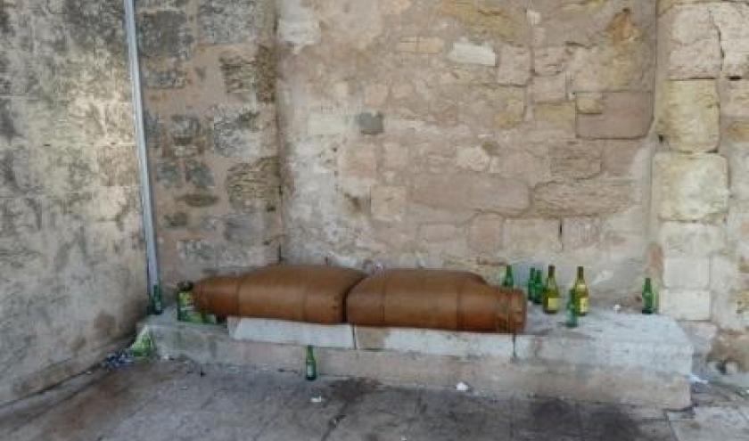 Petit salon de fortune Petit salon de fortune