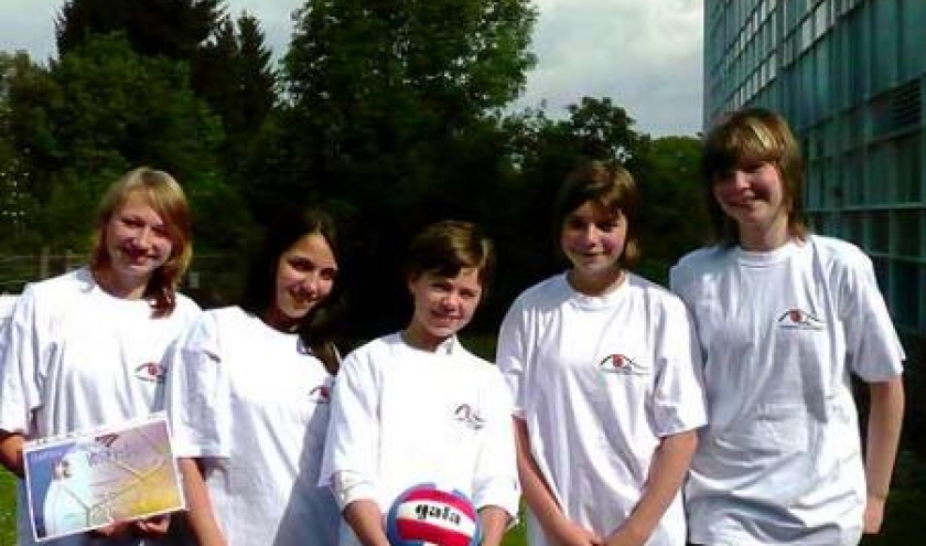 Jill TEWES, Lauranne LAZZARO, Marie REMY, Marine BARBETTE et Stephanie CHAPELLE.