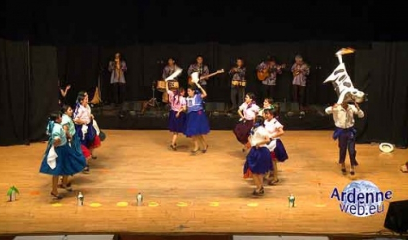 Conjunto de Danza Folklorica Expresion Latino Americana, de Cuenca, en Equateur video 6