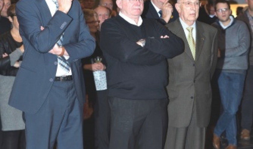 JP Bastin ( Bourgmestre), M. Distree ( President ), M. Stolberg ( President de la Federation musicale ), M. Dasnoy ( President d'Honneur ) ( Photo de G. Blanchy ) )