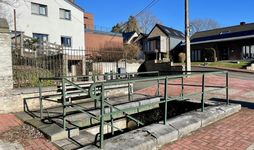 La fontaine du Bougnoux - Vue extérieure