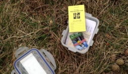 Une cache et son contenu