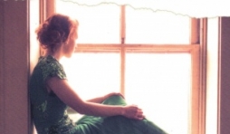 D’une vie à l’autre, par Martine Delomme