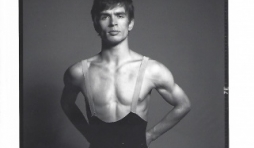 RUDOLF NOUREEV, UNE VIE, par Julie Kavanagh