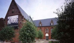 Facade du musee-Jacques Vandenberg