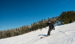 Ski alpin a Ovifat ( Photo Dominik_Ketz )