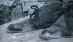 Piste noire de  Antonio Manzini   Editions Denoel.