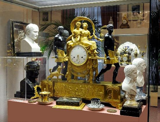 Pendule dite « au nègre » © « Musée François Duesberg »