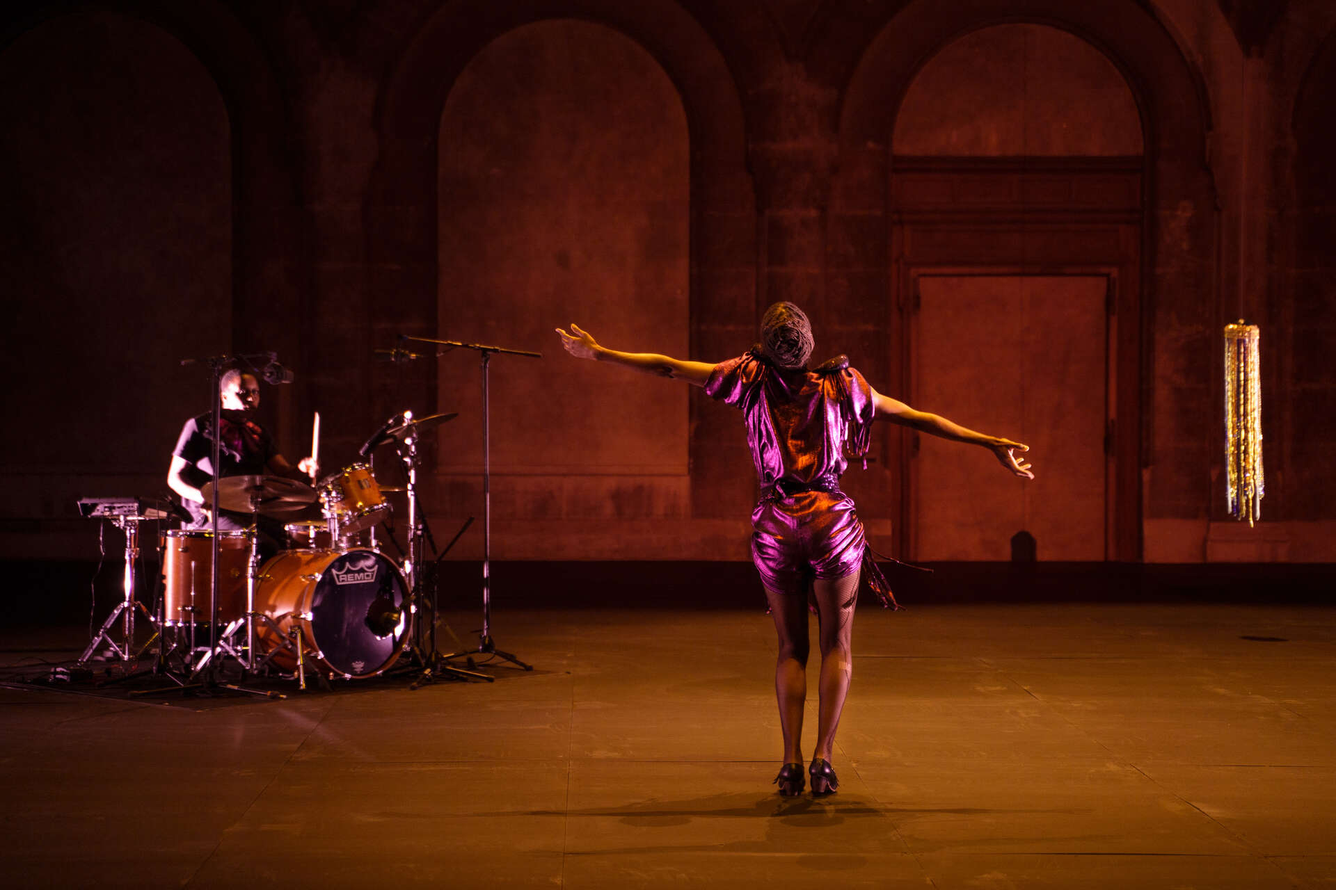 Le « Flamenco », avec Yinka Esi Graves, dans « The disappearing Act » ⓒ Ph. : Jerome Quadri/« Europalia Espana »