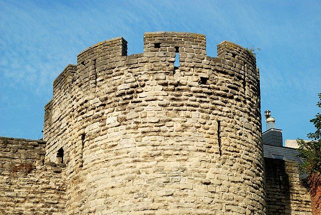 Tour de Villers (ou Tour Saint-Jacques)