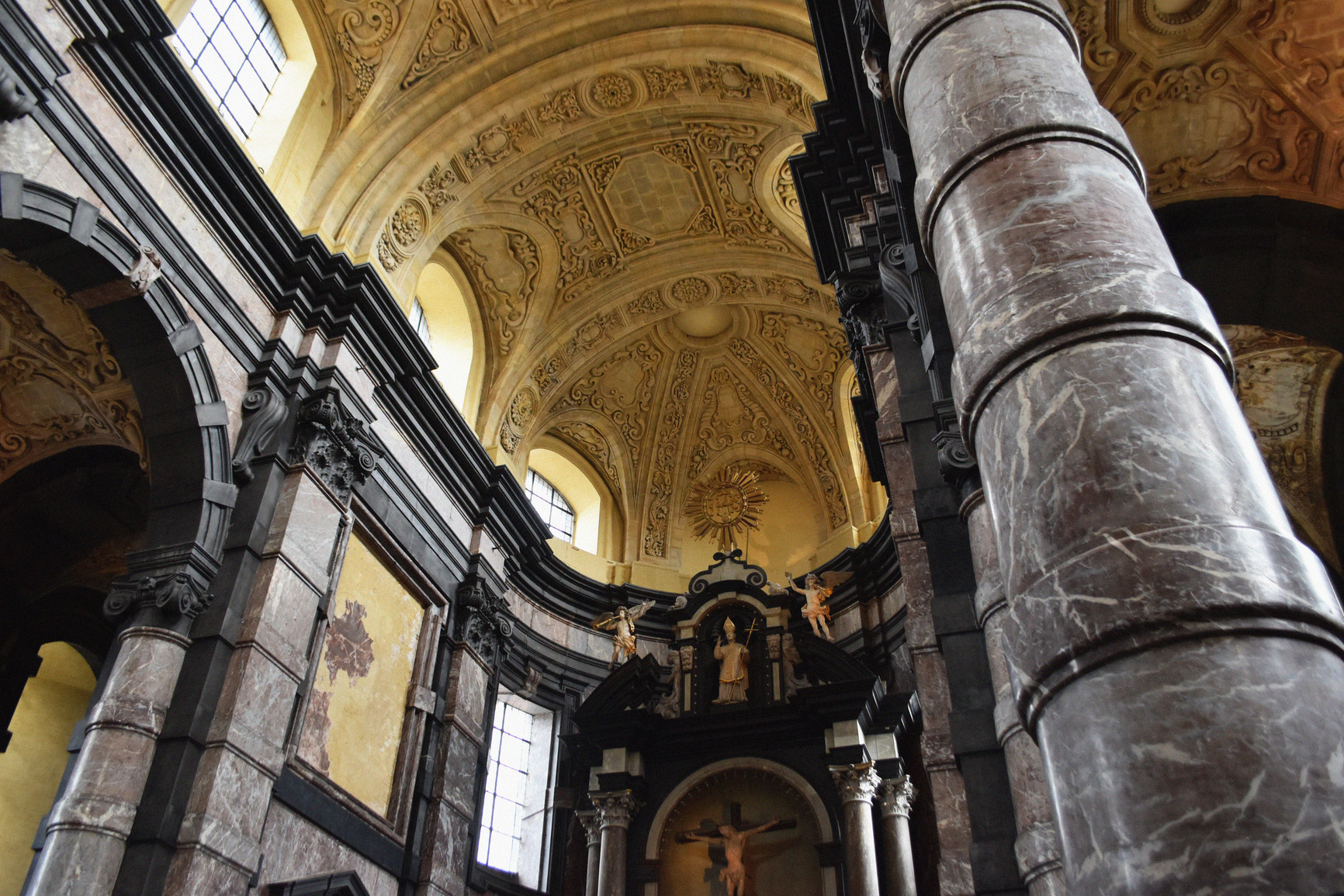 © « église Saint-Loup »