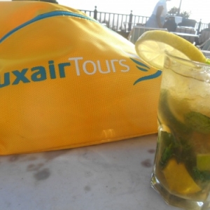 Lanzarote, la magie canarienne du noir, du blanc et du bleu